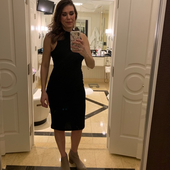 👋🏻Hiya! I’m Amber! It’s wonderful to meet you! - Picture 4 of 6